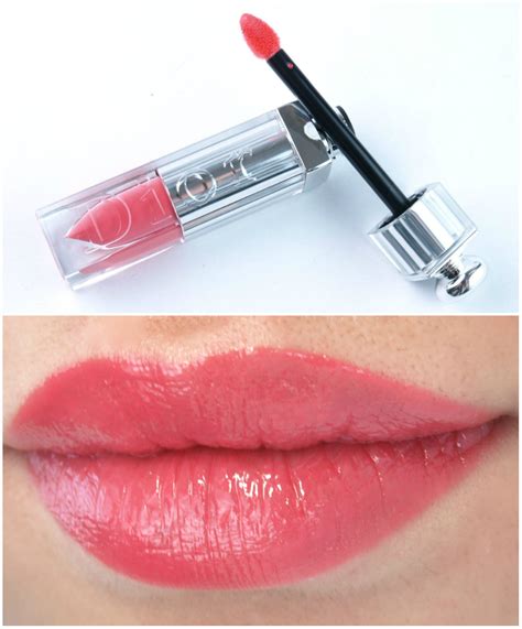 Review & Swatches: Dior Addict Fluid Stick .